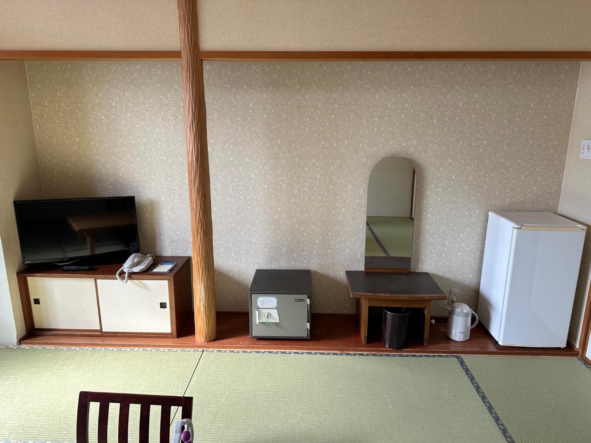 Horoshin Onsen Hotarukan Numata  外观 照片